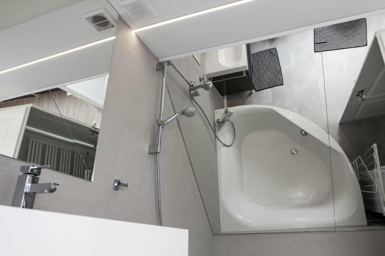 Apartament Mnw Warszawa Eksteriør billede